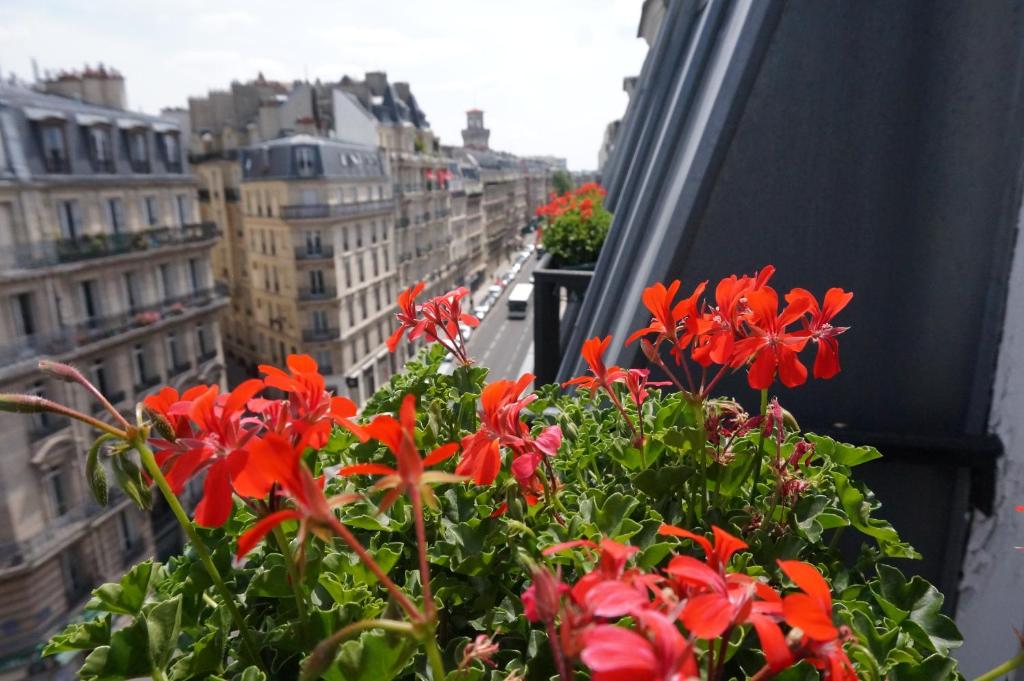 Gallery image of Hotel Elysa-Luxembourg in Paris