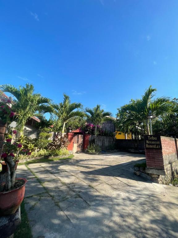 Zahrada ubytování Tebu menjangan homestay