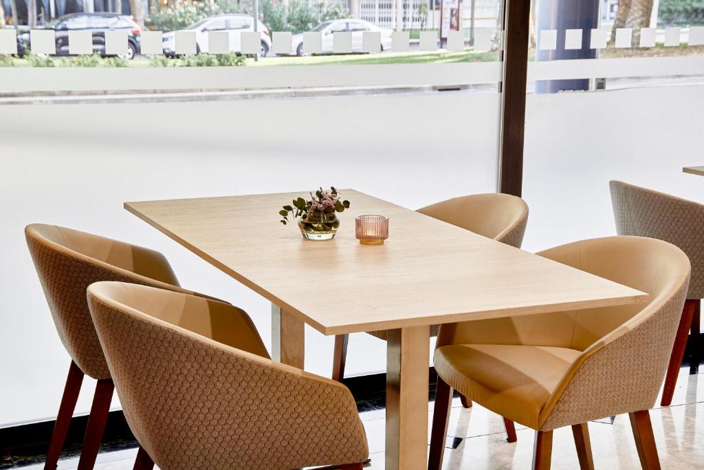 Restaurace v ubytování NH Ciutat de Reus