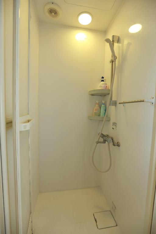 名古屋 Sakuraya 全屋抗菌涂层预防处理 6分钟直达名古屋车站 2间独立卫生间 2间独立淋浴房 4间卧室にあるバスルーム