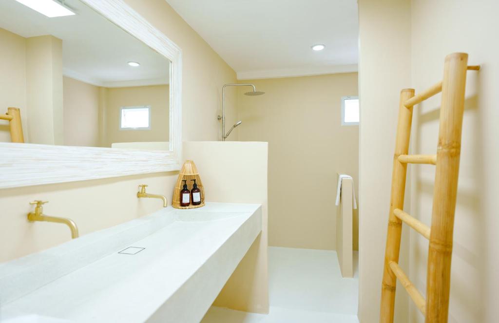 Elephant Beach Club & Resort Samui - 6