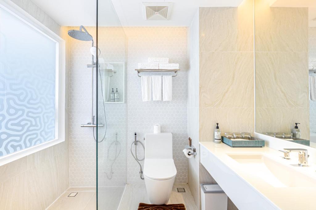 Andaman Embrace Patong, Phuket - Resim 27