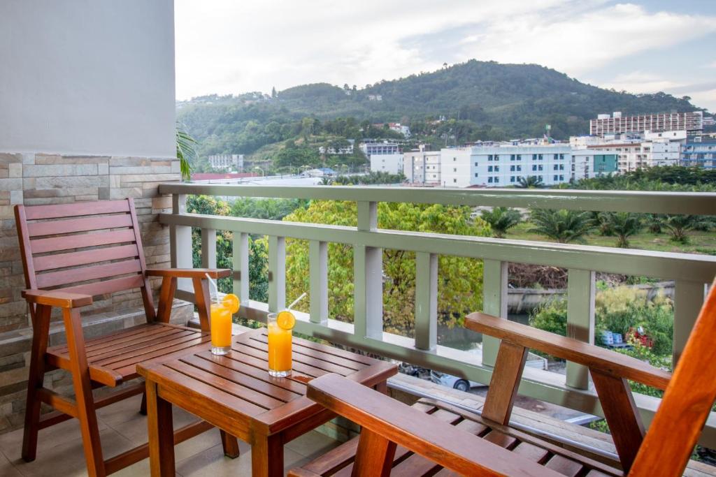 Nespecifikovaný výhled na hory nebo výhled na hory při pohledu z hotelu