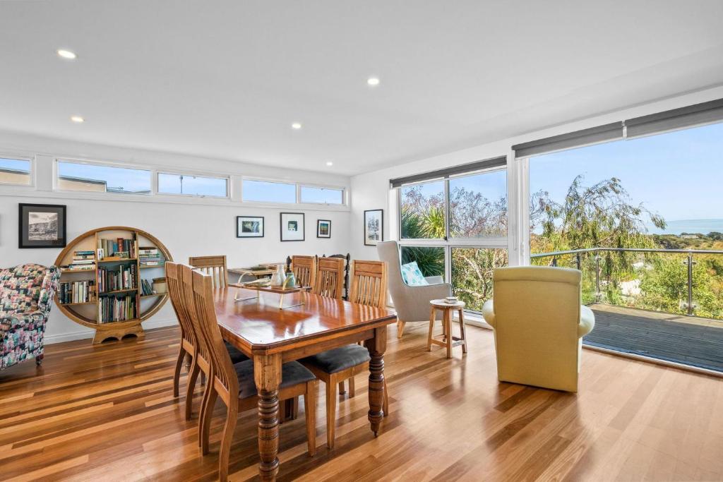 Winifred House, Aireys Inlet (updated prices 2024)
