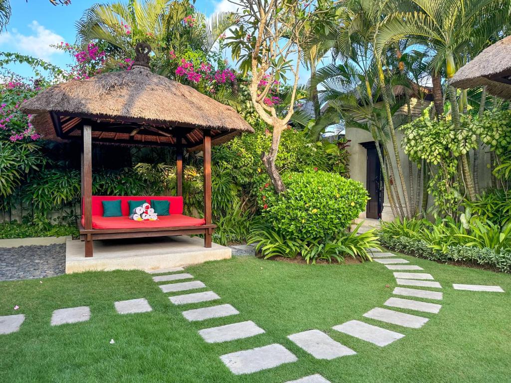 Villa Bugis Seminyak - Rama Three-Bedroom Villa