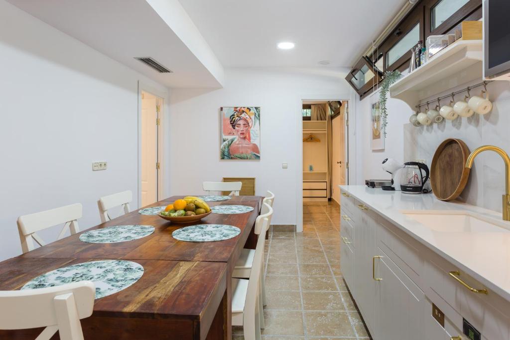 Kuchyň nebo kuchyňský kout v ubytování Resort Villa Luny Gandia