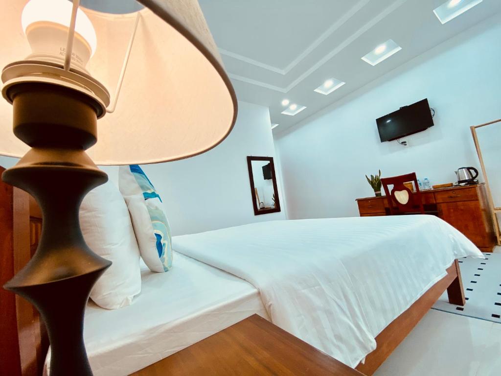 NẮNG Homestel Tây Ninh - King Room