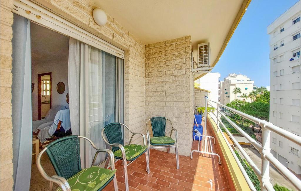 Gorgeous Apartment In Grau I Platja With Wifi - Three-Bedroom Apartment