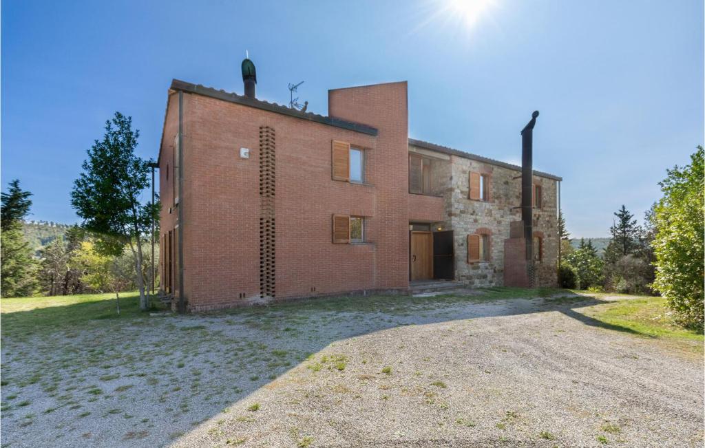 Budova, v ktorej sa dovolenkový dom nachádza