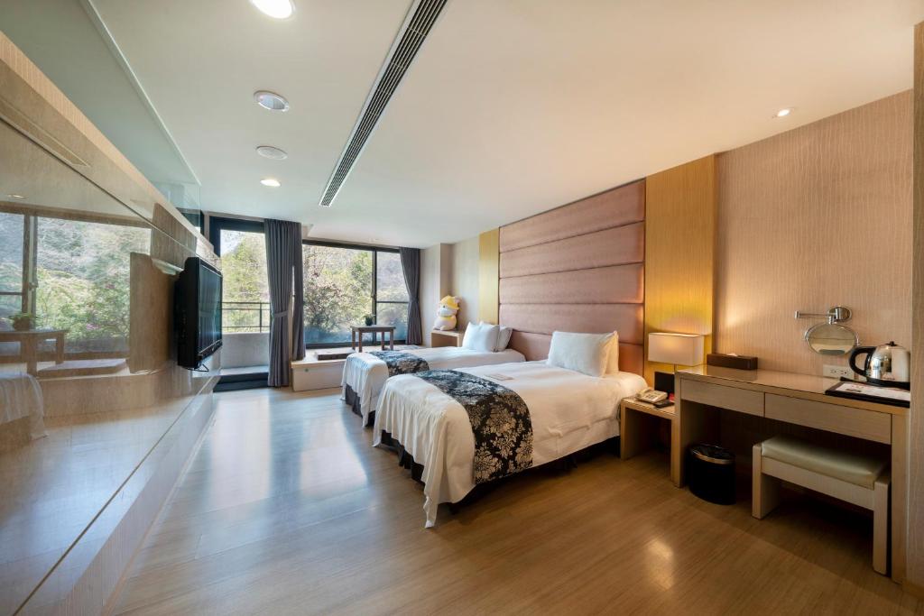 Tai-Yi Red Maple Resort - Double Suite