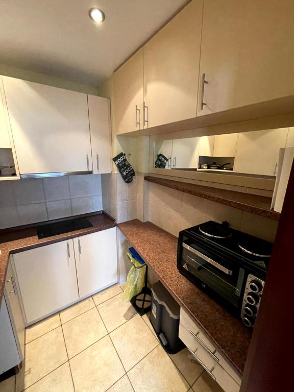Studio Apartment mit Balkon - Appartement Avec Balcon