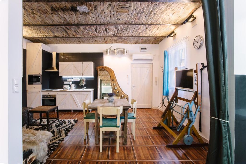 The Nest in Downtown Budapest 1065 Budapest, 63 Bajcsy-Zsilinszky út kép - 1