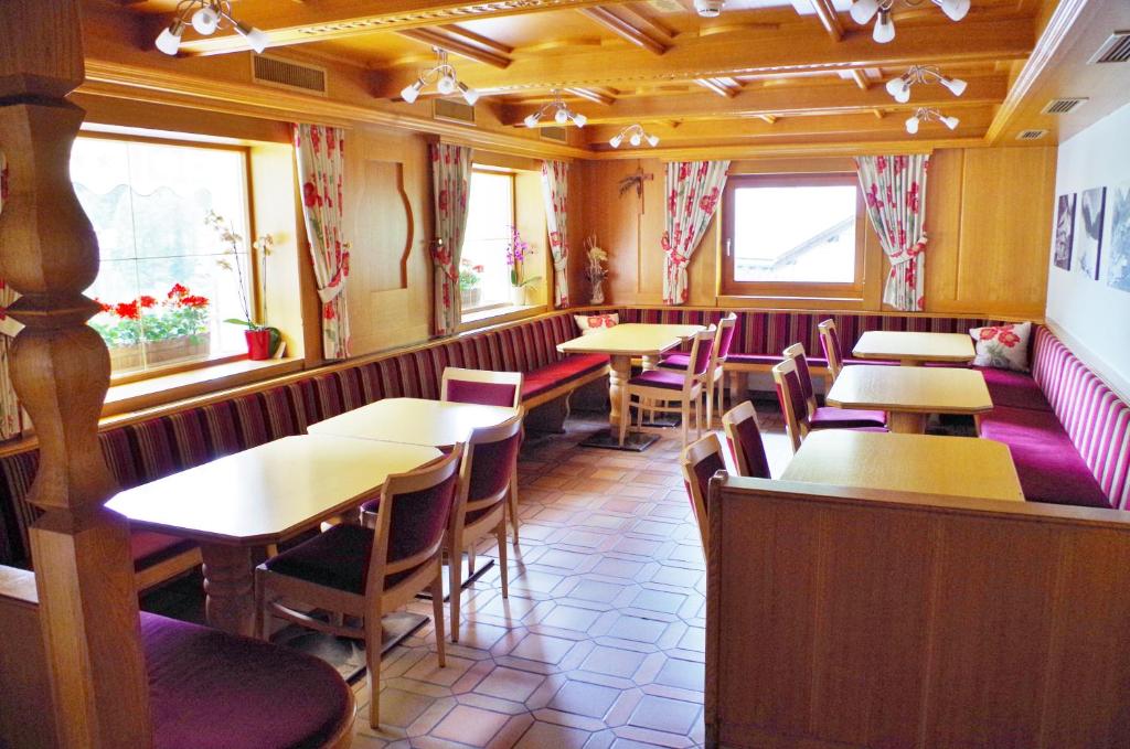 Posezení v ubytování Hotel Edi