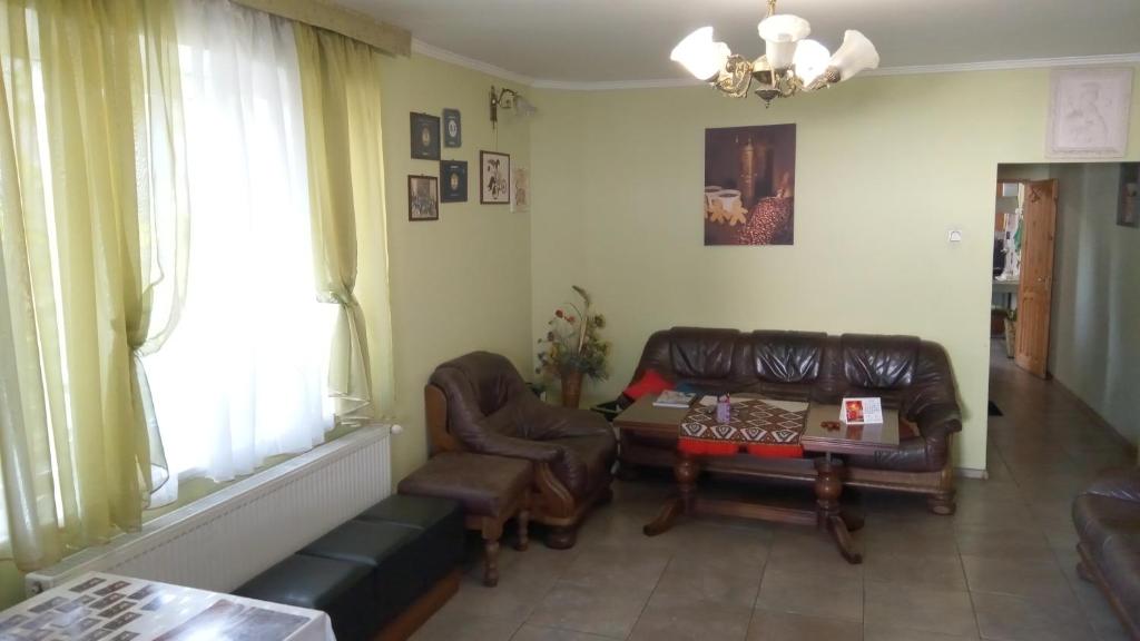 Posezení v ubytování Coffee Hostel