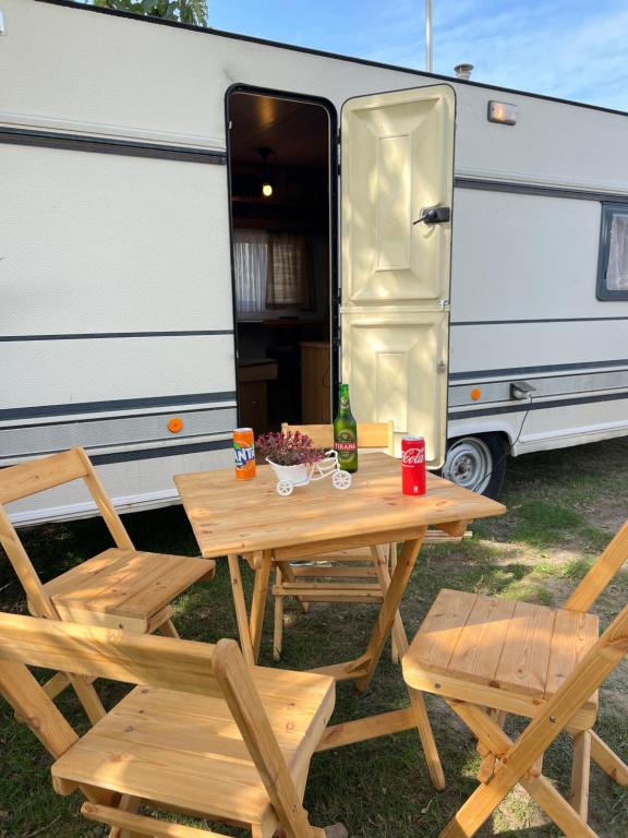 Windmill Caravans - Image 10