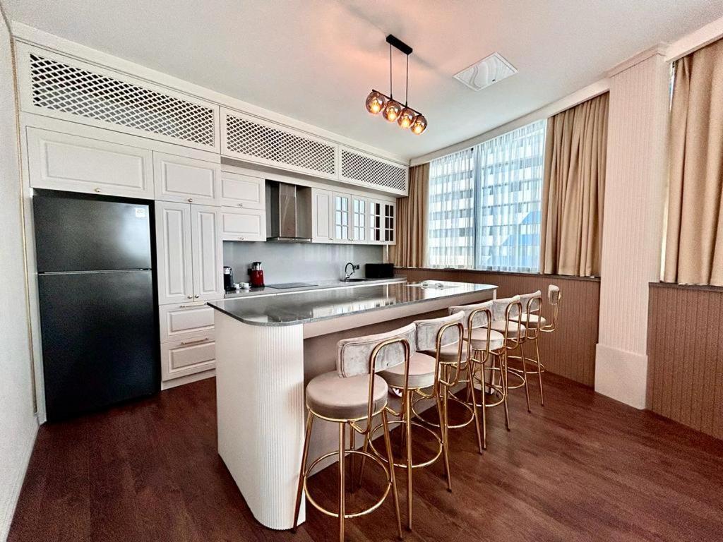 Sky Tower Hotel - Presidential Suite