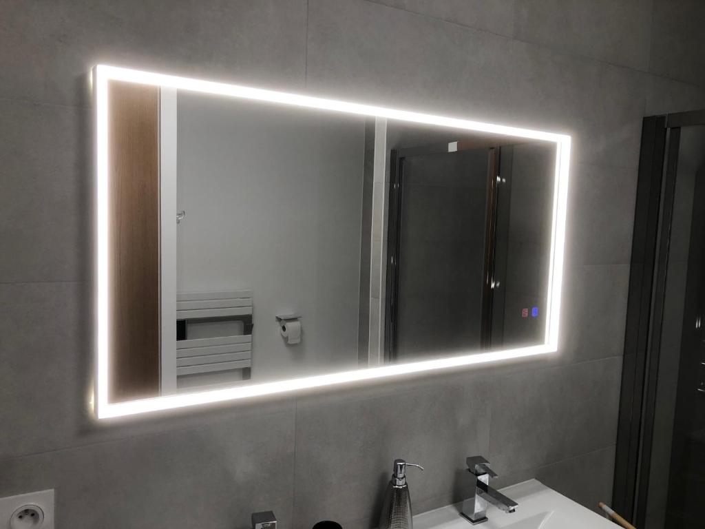 Fotografie z fotogalerie ubytování Suite avec 2 chambres d'hôtes pour 1 à 4 personnes avec terrasse, vue mer, parking privé, proche port et aéroport v Ajacciu