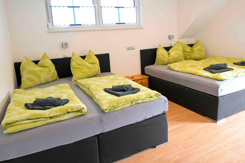 Postel nebo postele na pokoji v ubytování Ferienwohnung Schaffer