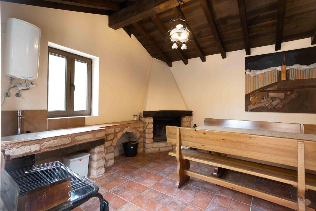 Postel nebo postele na pokoji v ubytování Casa Rural Adolfo