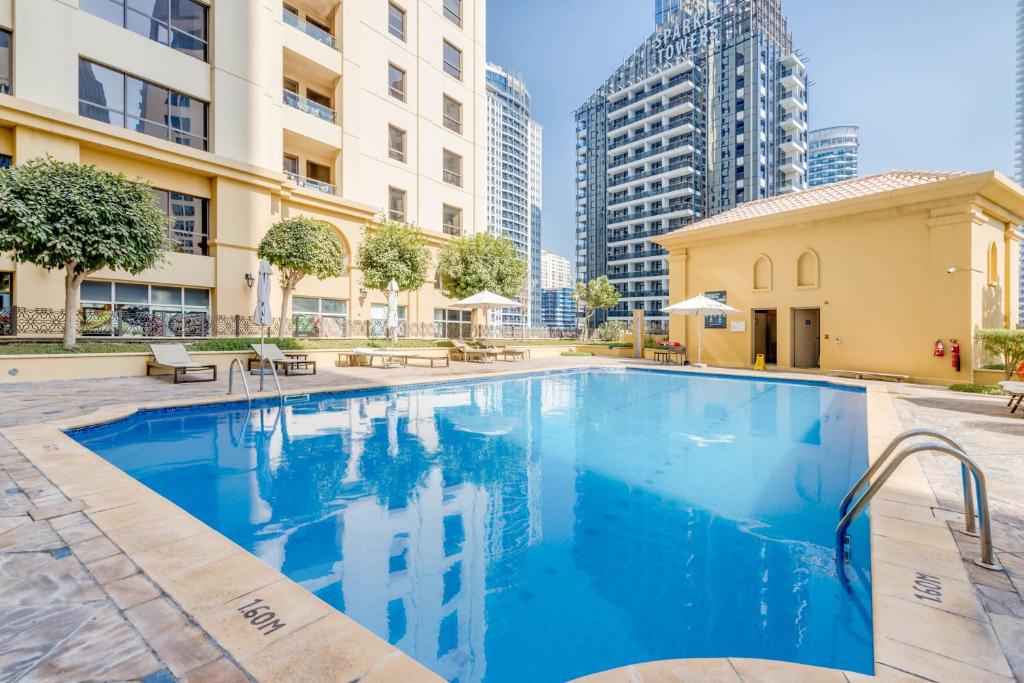 GLOBALSTAY. آپارتمان مدرن چند قدم به ساحل JBR