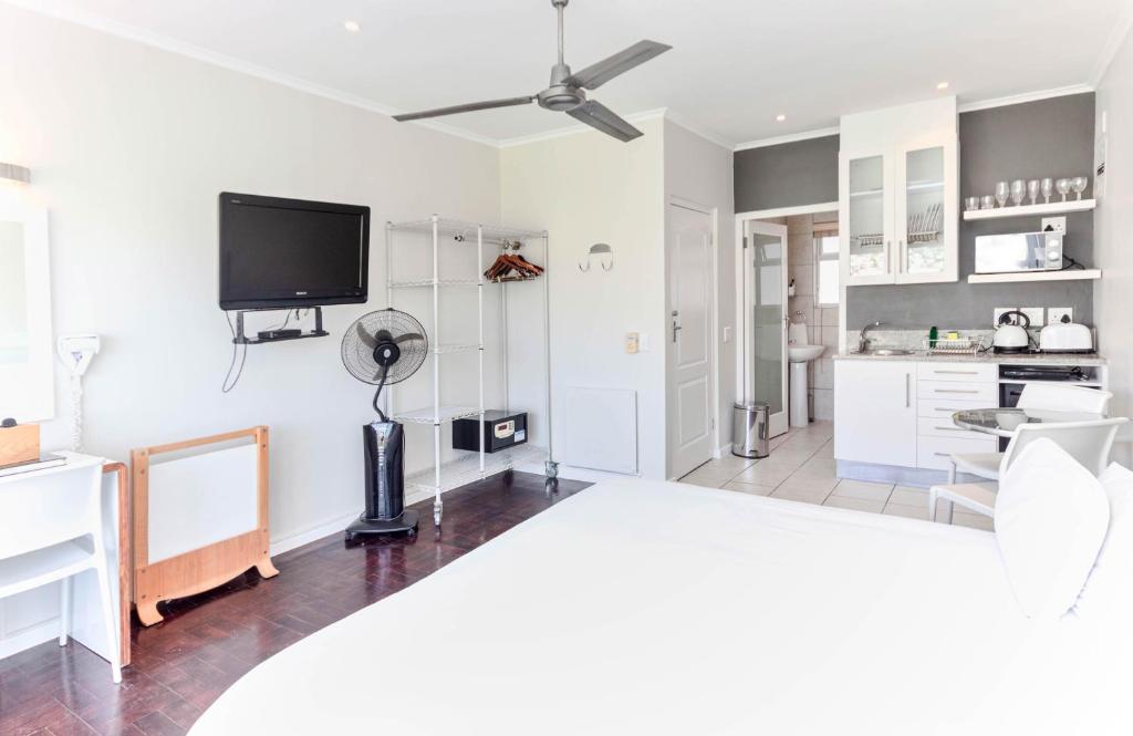 Mouille Point Apartments - Estudio Con Balcón