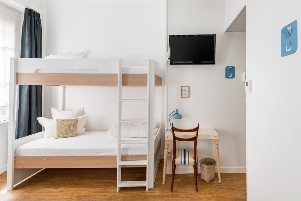 Postel nebo postele na pokoji v ubytování Hôtel du Simplon