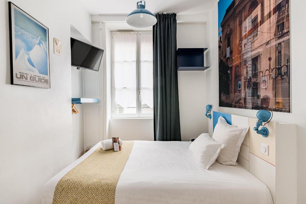 Postel nebo postele na pokoji v ubytování Hôtel du Simplon