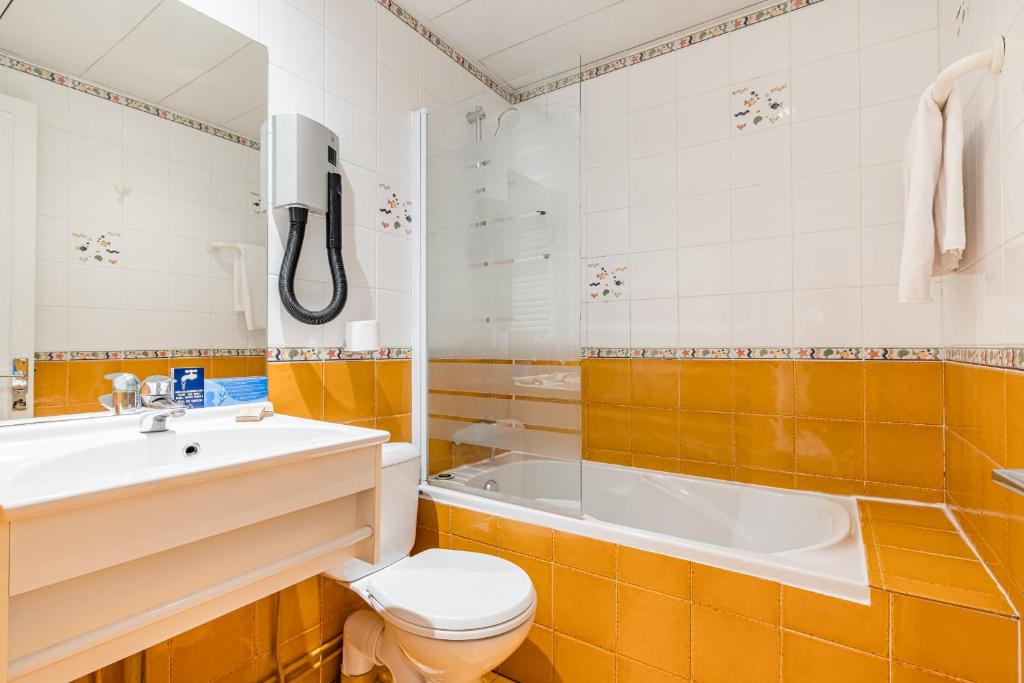 Koupelna v ubytování Hôtel du Simplon