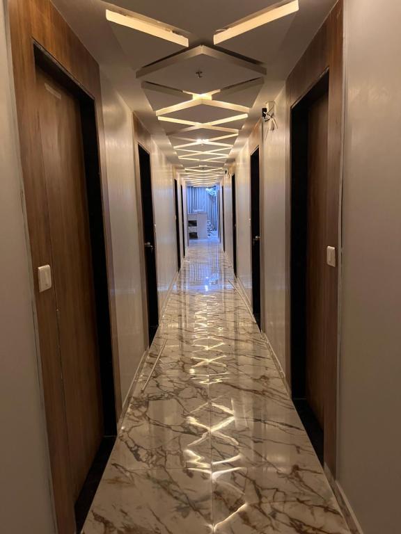 Fotografie z fotogalerie ubytování HOTEL KRISHNA v destinaci Ahmadábád