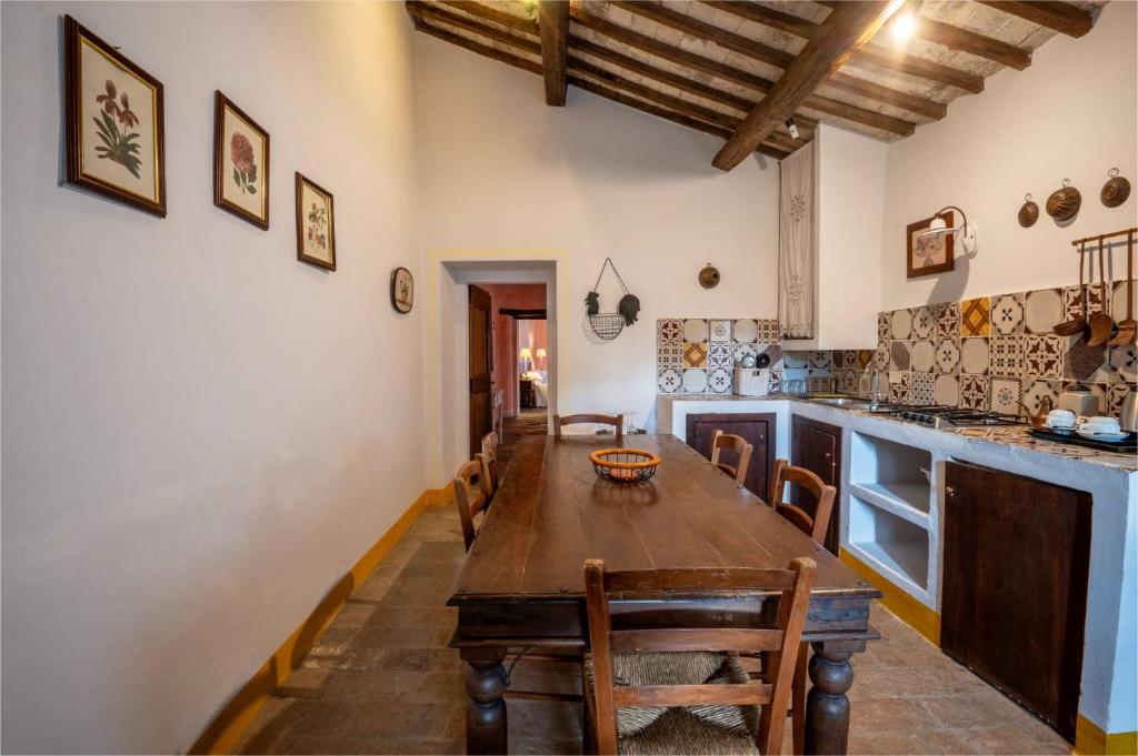 Castello Valenzino - Appartement Met Drie Slaapkamers
