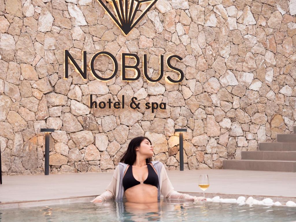 Nobus Hotel - Image 8