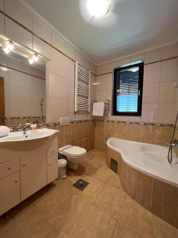 Koupelna v ubytování InterInn Luxury Villa