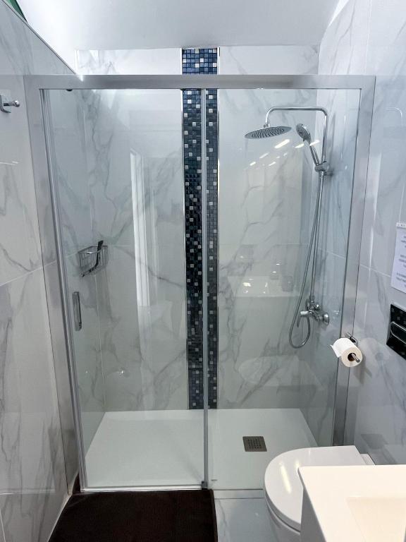 A bathroom at Luxury bungalow Maspalomas Gran Canaria