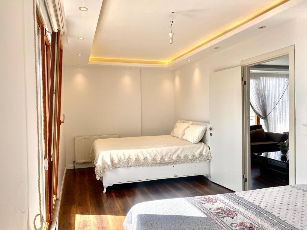Postel nebo postele na pokoji v ubytování Airport Villa hotel