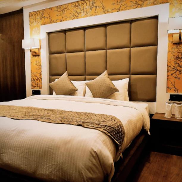 HOTEL ADLIFE LUXURY, Srinagar Updated 2024 Prices