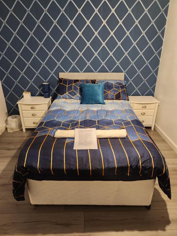 Gatwick Star Night Stay - Gatwick - Standaard Tweepersoonskamer Met Gedeelde Badkamer