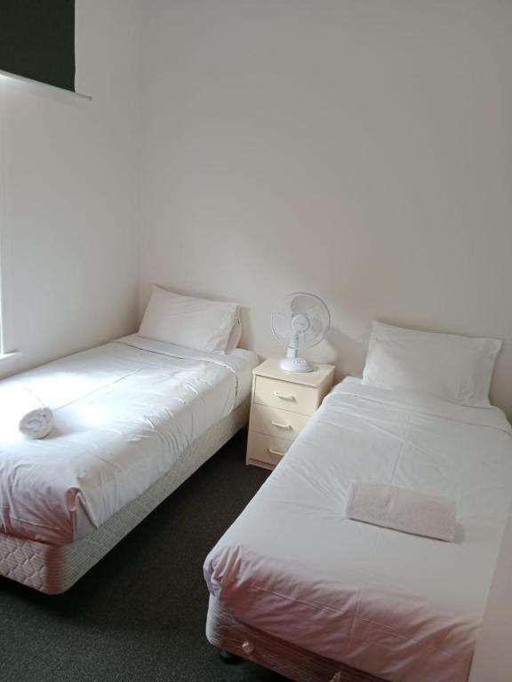 Lakeside Backpackers - Resim 6