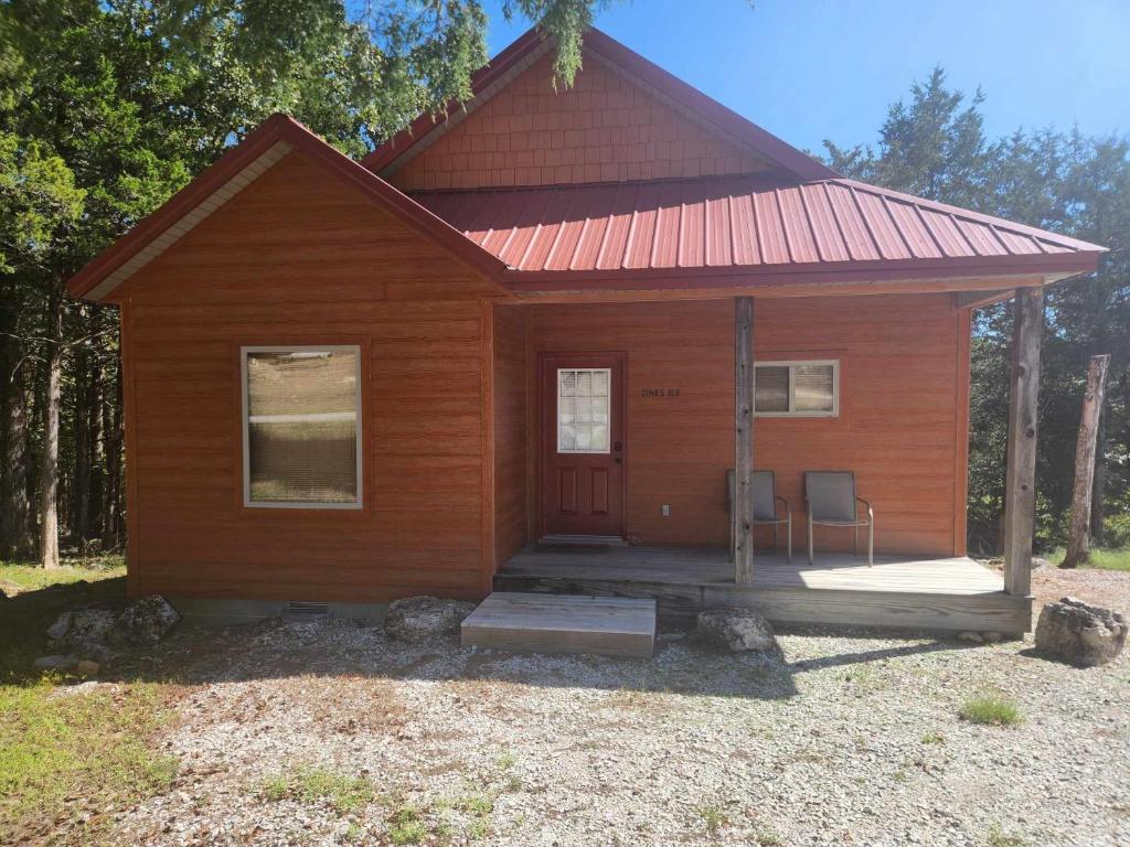Diver's Den - Housity