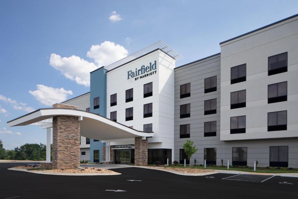 a rendering of the front of a hotel at Fairfield by Marriott Inn & Suites Whitsett Greensboro East in Whitsett