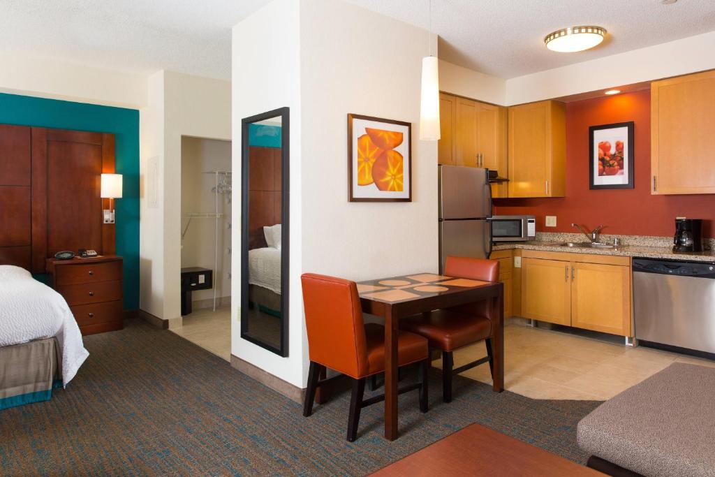 Residence Inn Kansas City Airport - Société De Studio Avec 1 Lit King
