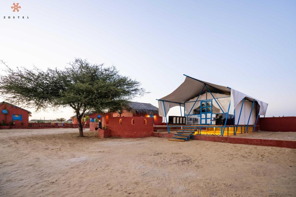 Herní místnost nebo prostor pro děti v ubytování Zostel Sam Desert (Jaisalmer)