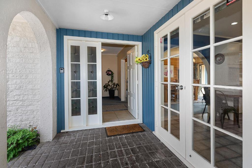 Hamilton Summer Treat- 4 Bedroom with pool - Resim 23