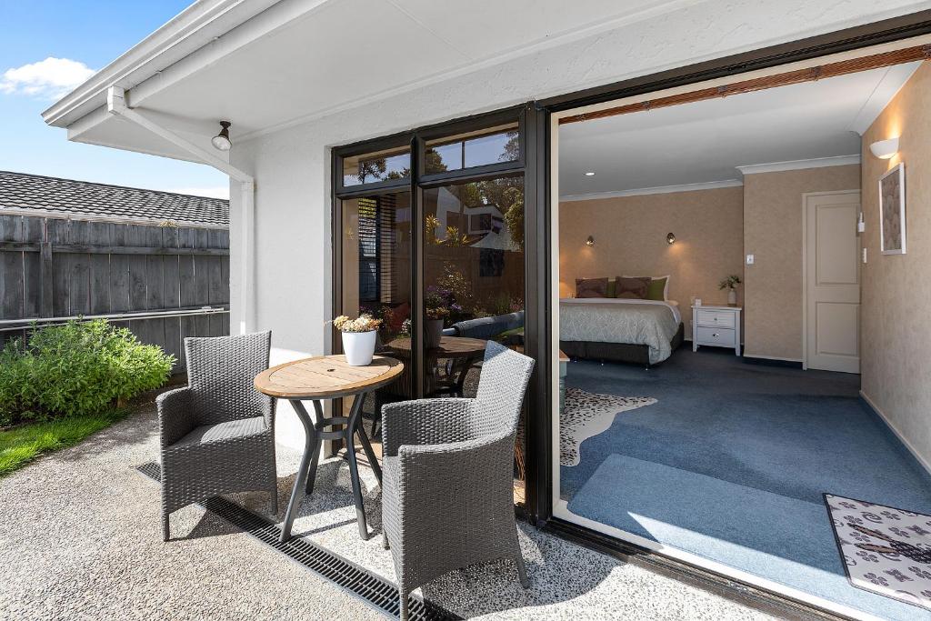 Hamilton Summer Treat- 4 Bedroom with pool - Resim 5