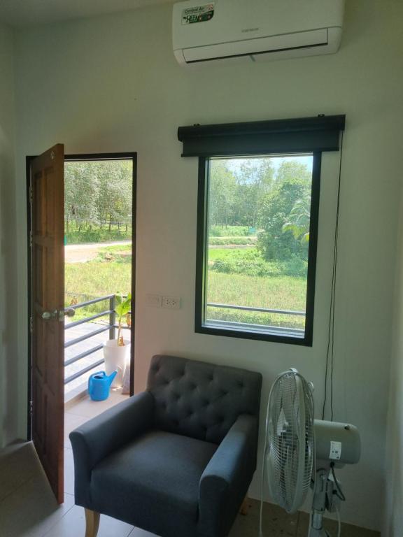 Posezení v ubytování BaanBaan Homestay