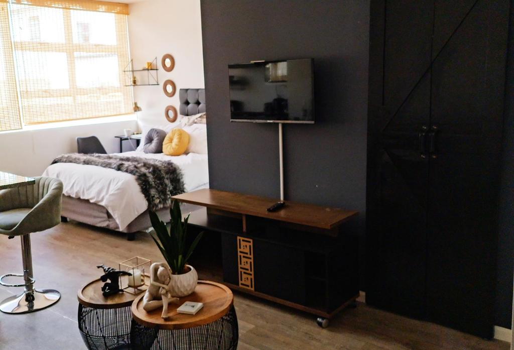 Lova arba lovos apgyvendinimo įstaigoje Cape Town Fully Kitted Zen Apartment