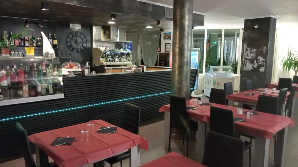 Lounge nebo bar v ubytování Hotel Verdina