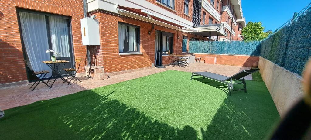 Ogród w obiekcie CASTRO COSTA NORTE Apartamento Jardín Garaje