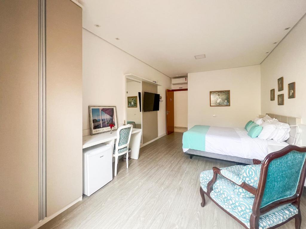Pousada Gardenian - Suite With Balcony
