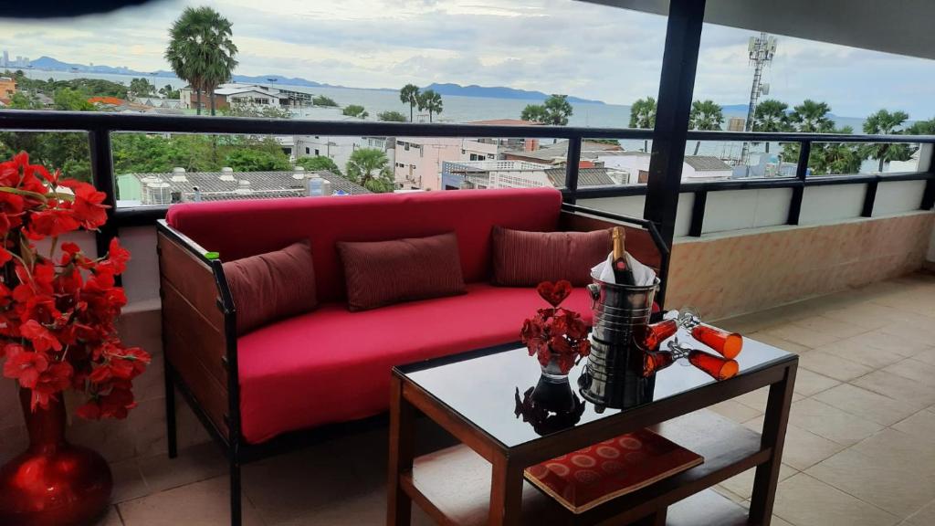 Happy Beach Jomtien Guesthouse - Resim 18