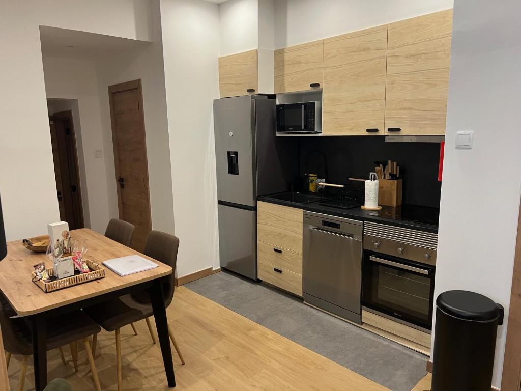 A cozinha ou cozinha compacta de Francisca City House